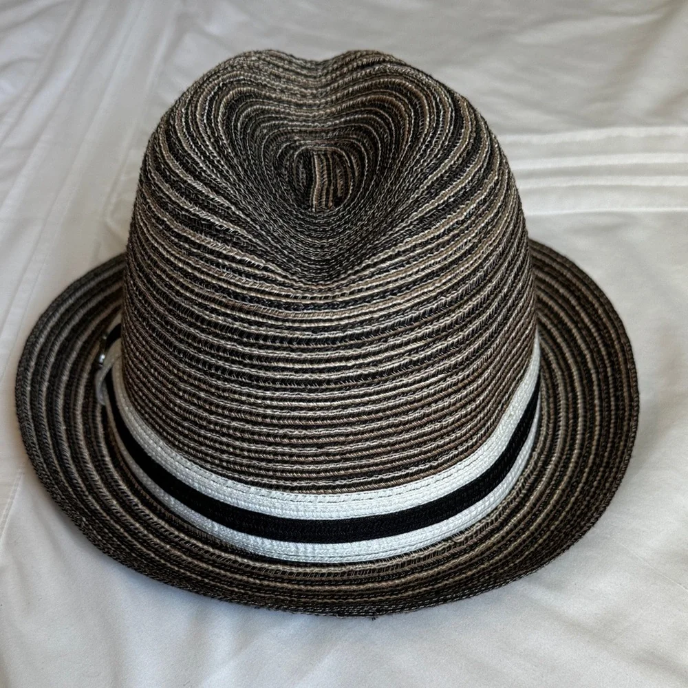 Packable Hat - Picture 3 of 6